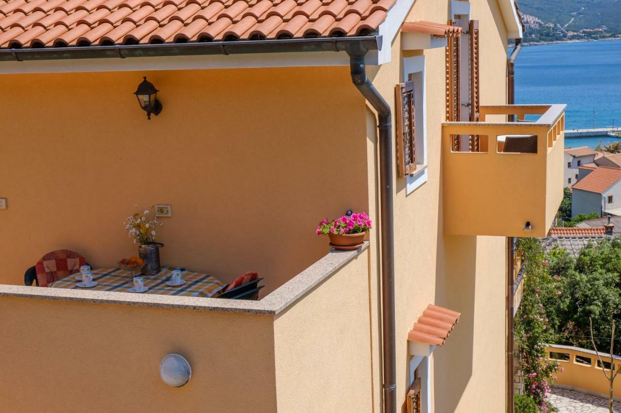 Apartmani Zorica Martinšćica Esterno foto