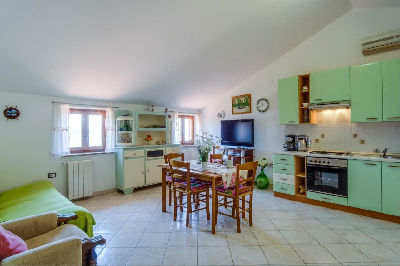 Apartmani Zorica Martinšćica Esterno foto