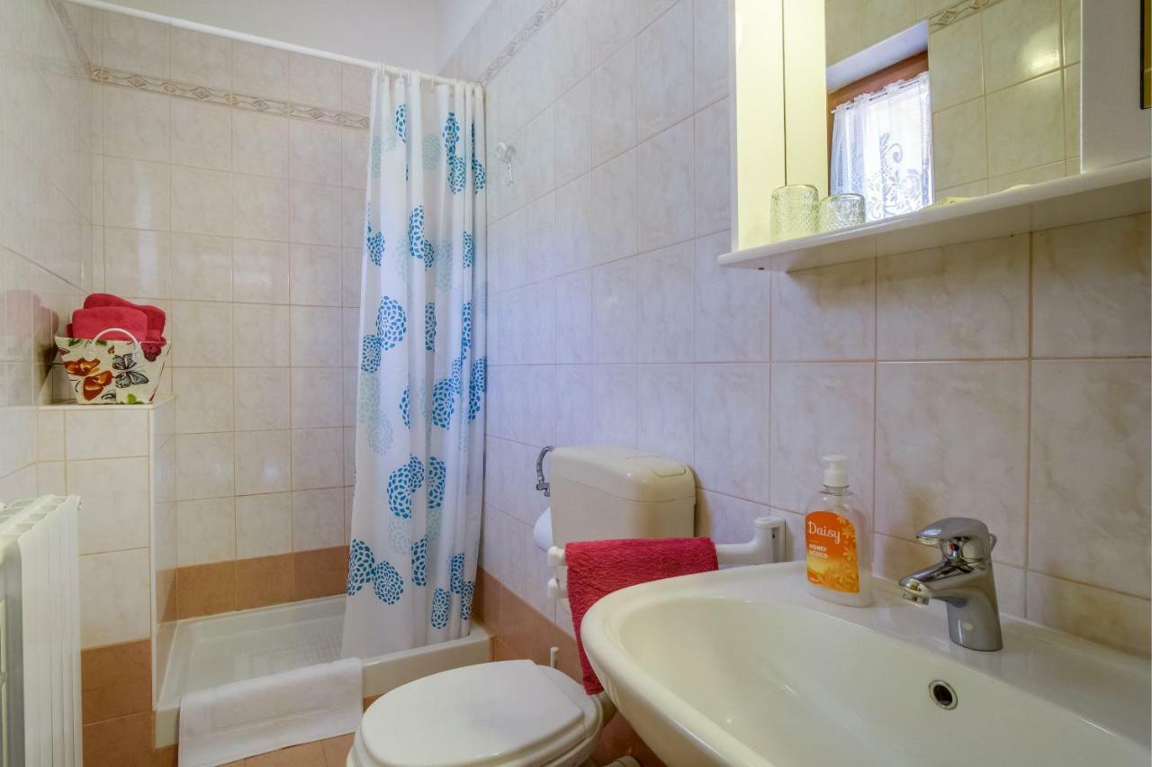 Apartmani Zorica Martinšćica Esterno foto