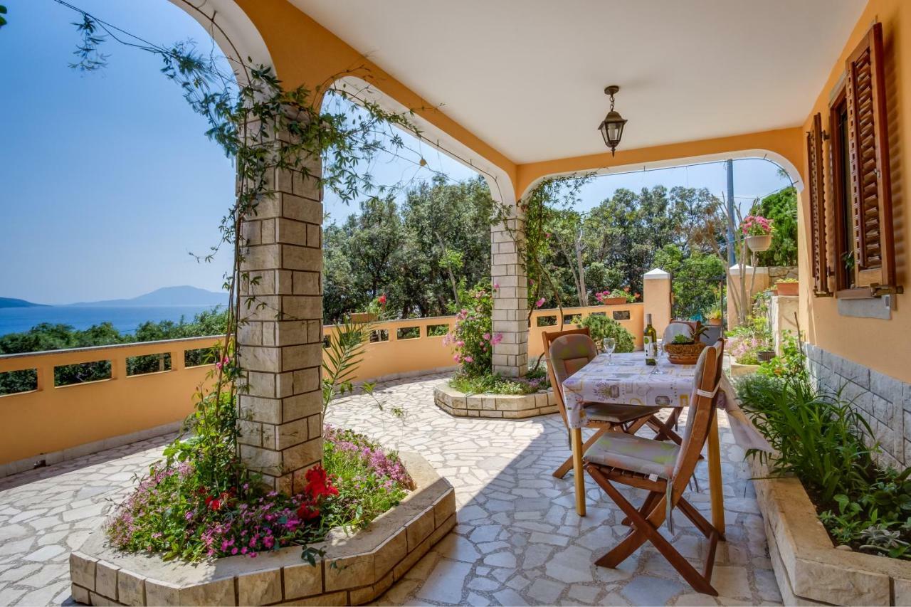 Apartmani Zorica Martinšćica Esterno foto