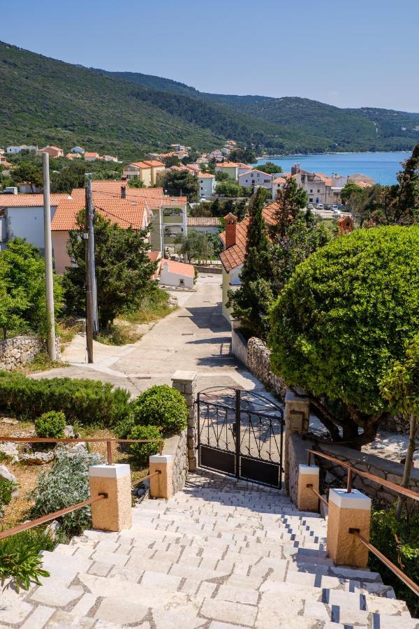Apartmani Zorica Martinšćica Esterno foto